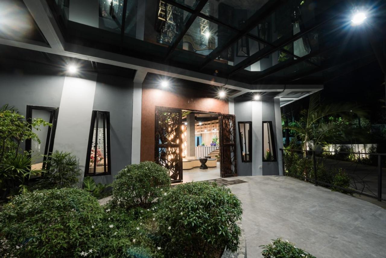 Little Loft Hotel Phuket 외부 사진