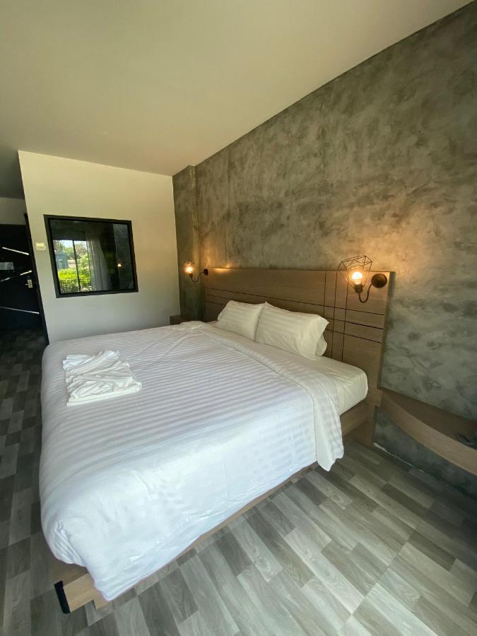 Little Loft Hotel Phuket 외부 사진